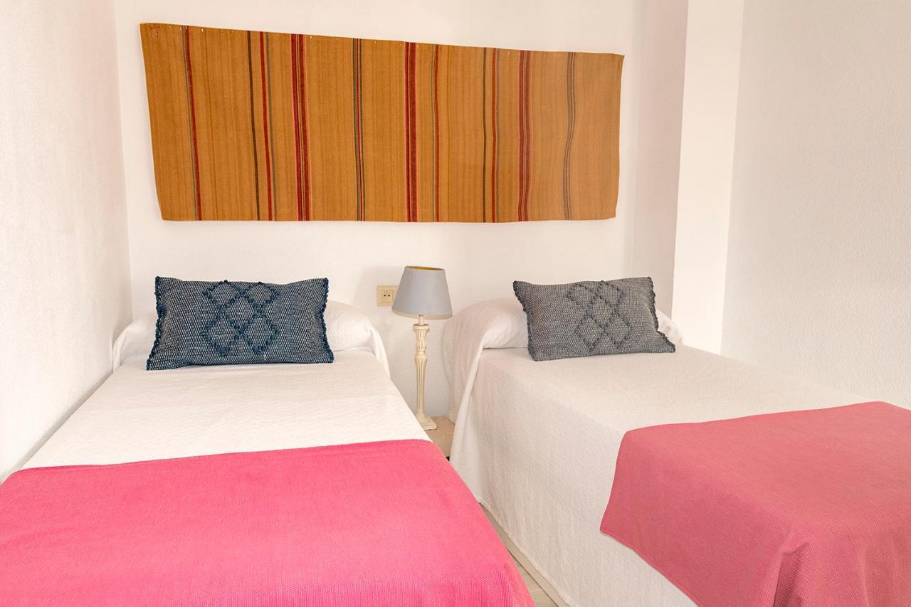 Ziba Cordoba Only Families Apartment Exterior foto